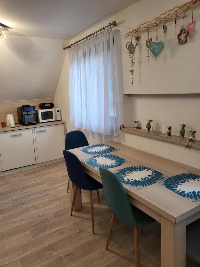 Chata Valca Patja Valča Exterior foto